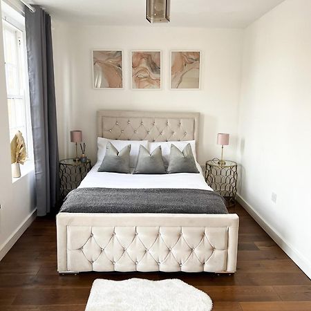 London Stylish 1 Bedroom Apartment Екстериор снимка
